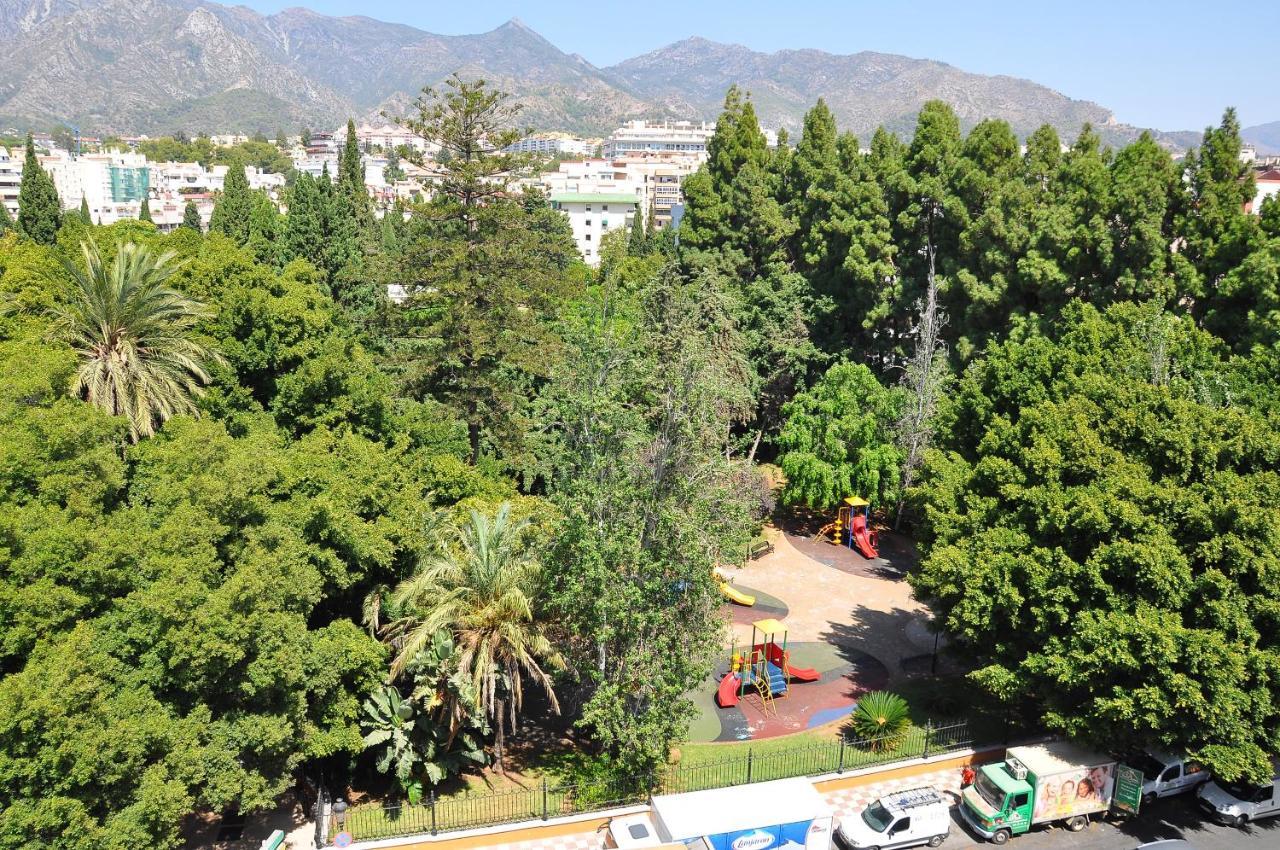 Eden Roc II Apartment Marbella Bagian luar foto